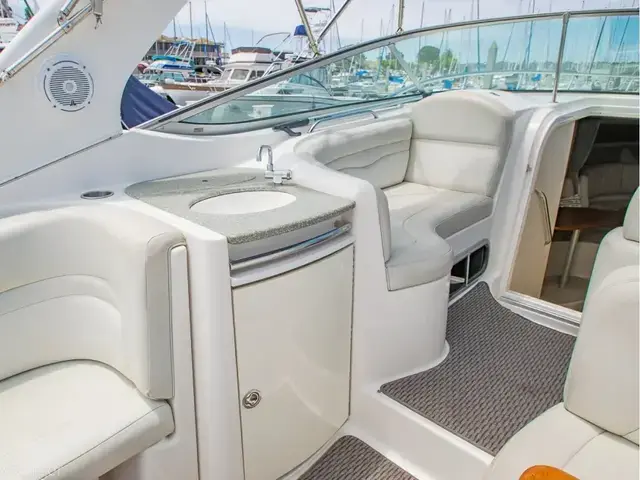 Chaparral 330 Signature