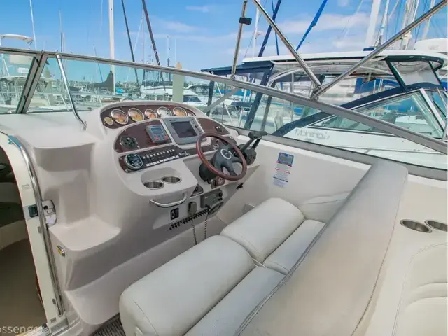 Chaparral 330 Signature