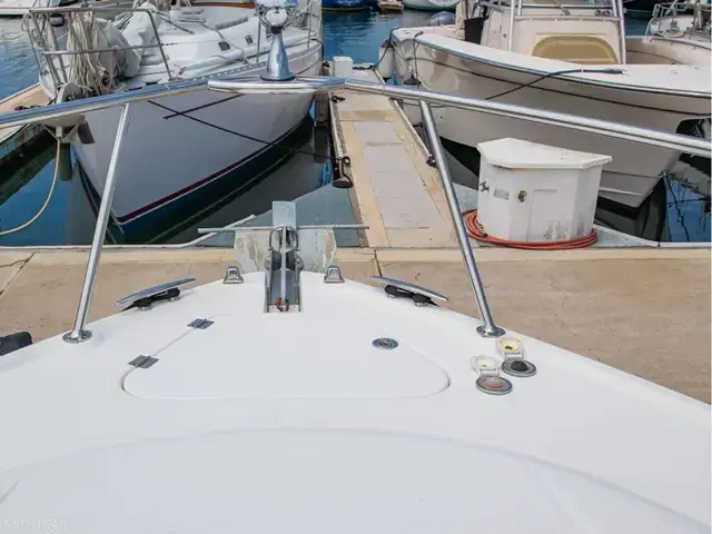 Chaparral 330 Signature