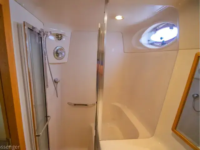 Sea Ray Sundancer 420