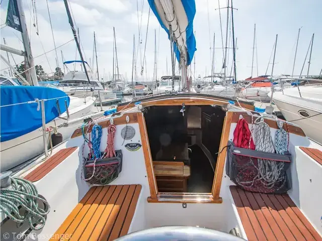 Catalina 30