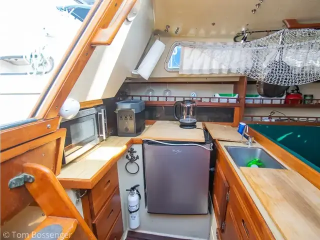 Catalina 30