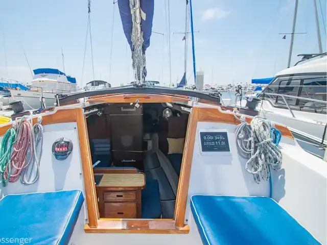 Catalina 30