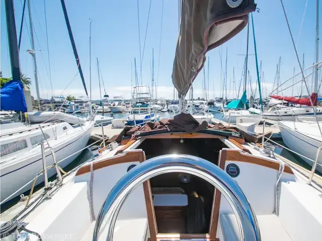 Catalina 30