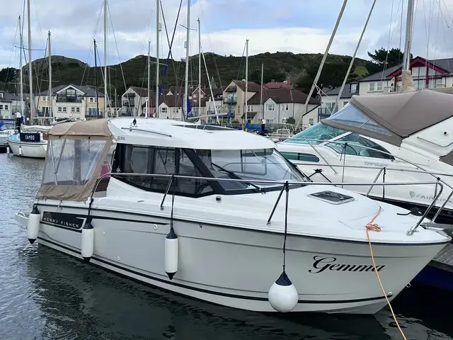 Jeanneau Merry Fisher 695