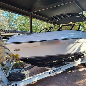 2019 Rinker Q3