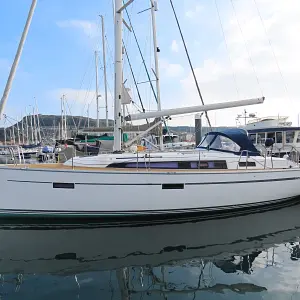 2016 Bavaria Cruiser 37