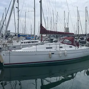 2002 Beneteau Oceanis Clipper 311