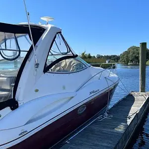 2005 Cruisers Yachts 300 Express