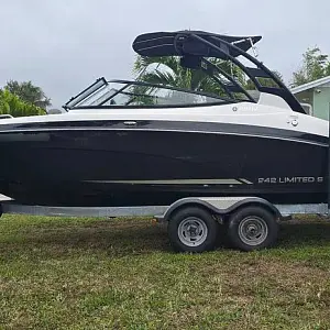 2015 Yamaha 242 Limited S