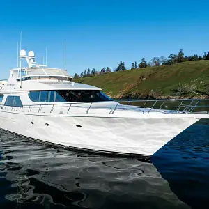 2000 West Bay Pilothouse