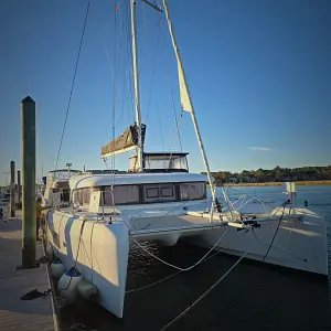 2019 Lagoon 42