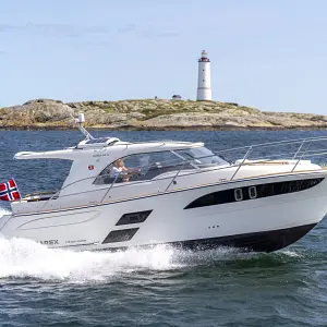 2024 Marex 310 Sun Cruiser