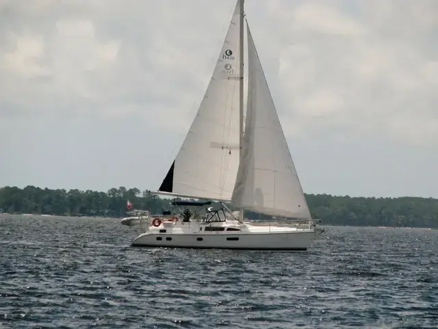 Hunter 420 Passage