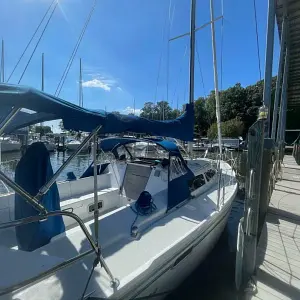 1997 Catalina 320