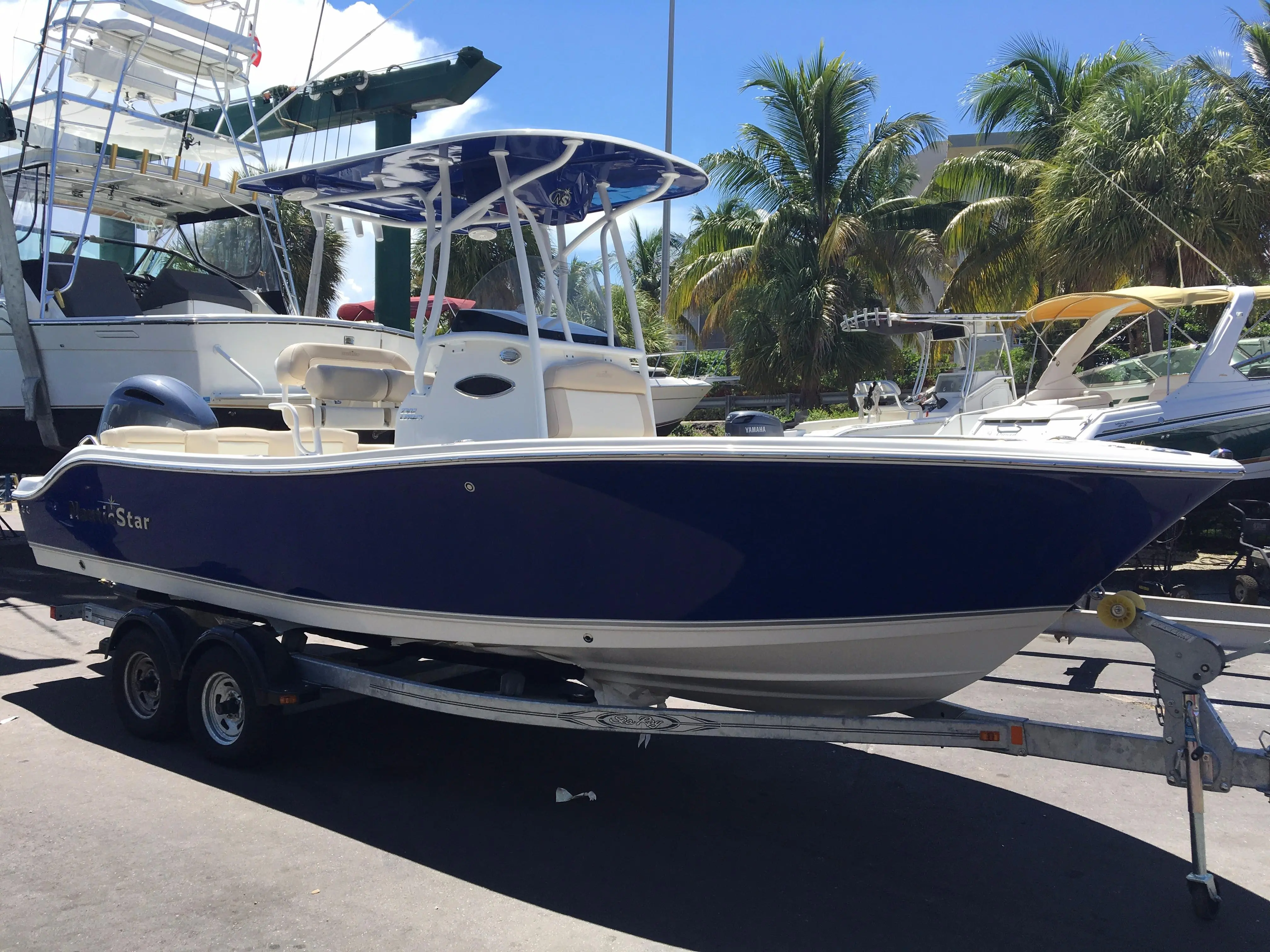 NauticStar Boats 2302 Legacy