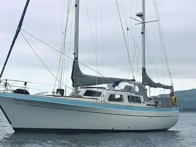 Moody 42 Ketch