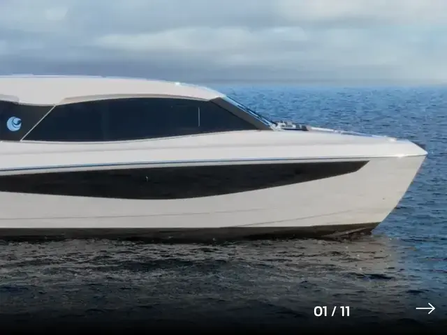 Aquila 42 Coupe