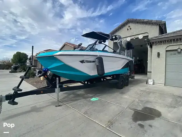 Nautique G23