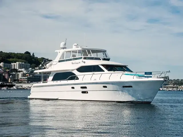 Hampton 620 Pilothouse