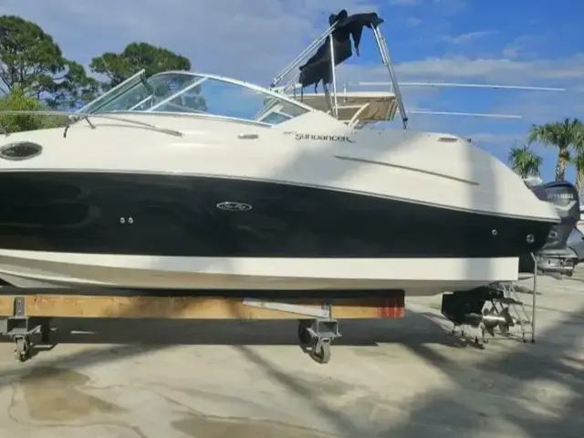 Sea Ray Sundancer 240