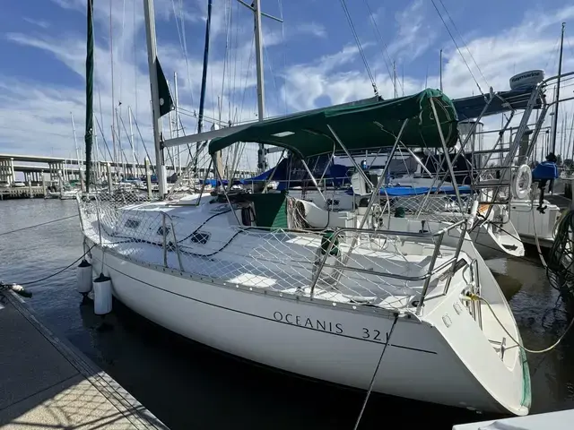 Beneteau Oceanis 321 for sale in United States of America for $52,000 (£41,886)