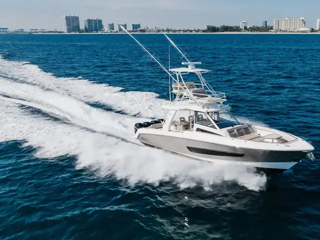 Boston Whaler 420 Outrage for sale in United States of America for $625,000