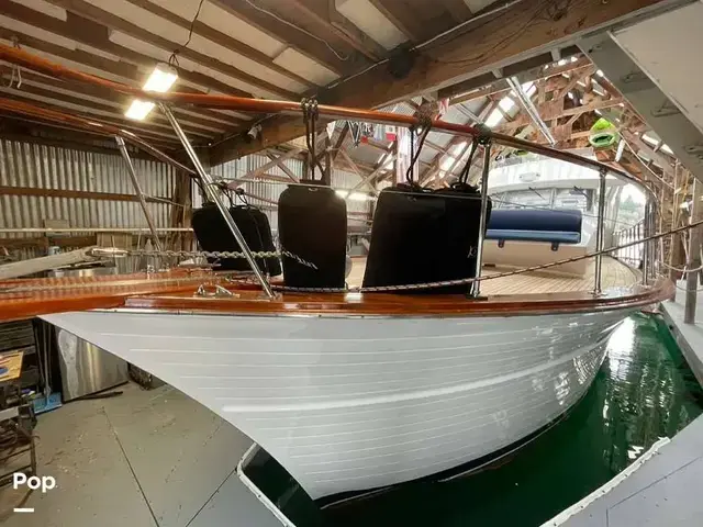 Chris Craft 57 Constellation