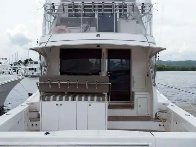 Riviera Enclosed Flybridge