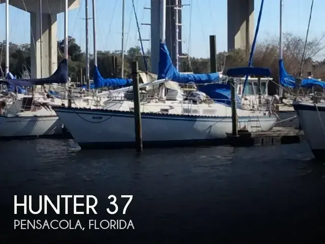 Hunter 37C