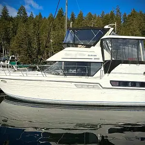 1993 Carver 350 Aft Cabin