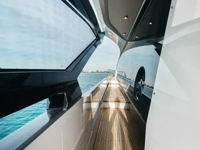 Azimut S8