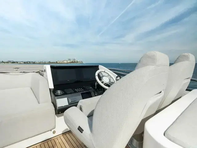 Azimut S8