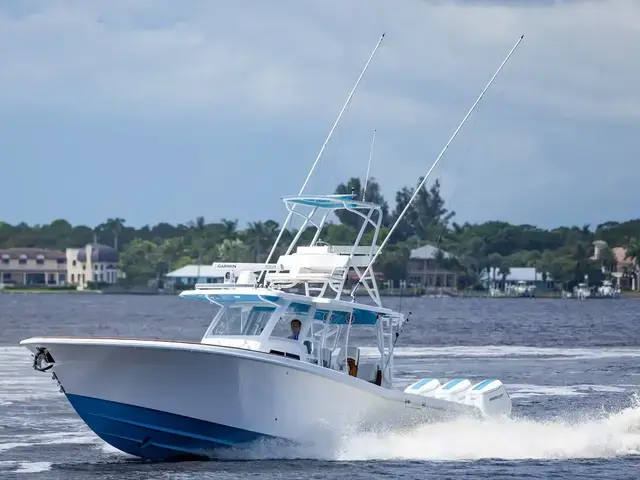 Invincible Boats 43 Open Fisherman