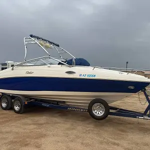 2005 Rinker Capitva 23