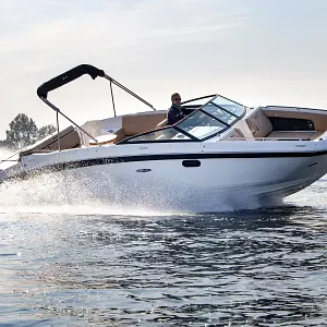  Sea Ray 270 Sdx