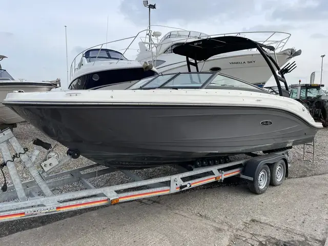 Sea Ray 230 Spx