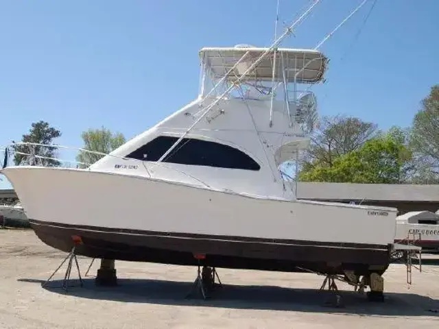 Luhrs 33 Convertible