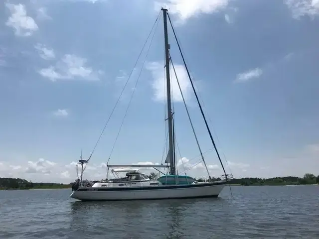 Hallberg Rassy 53