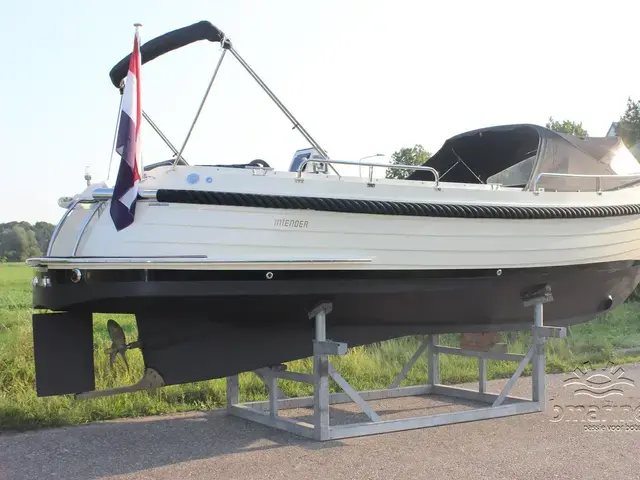 Interboat Intender 660