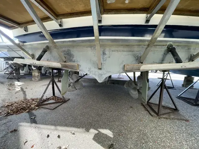 Chris Craft 350 Catalina for sale in United States of America, Algonac ...