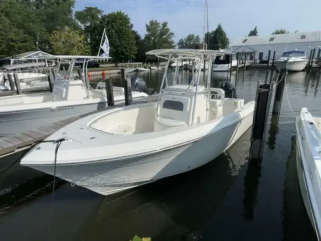 Cobia 237 Center Console