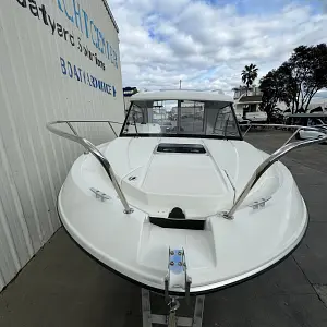 2022 Beneteau Antares 7