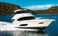 Acury 57 Enclosed Flybridge