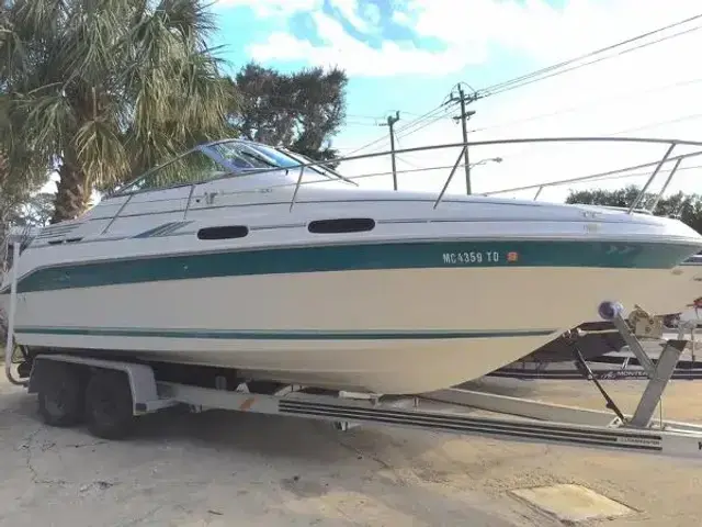 Sea Ray Sundancer 230