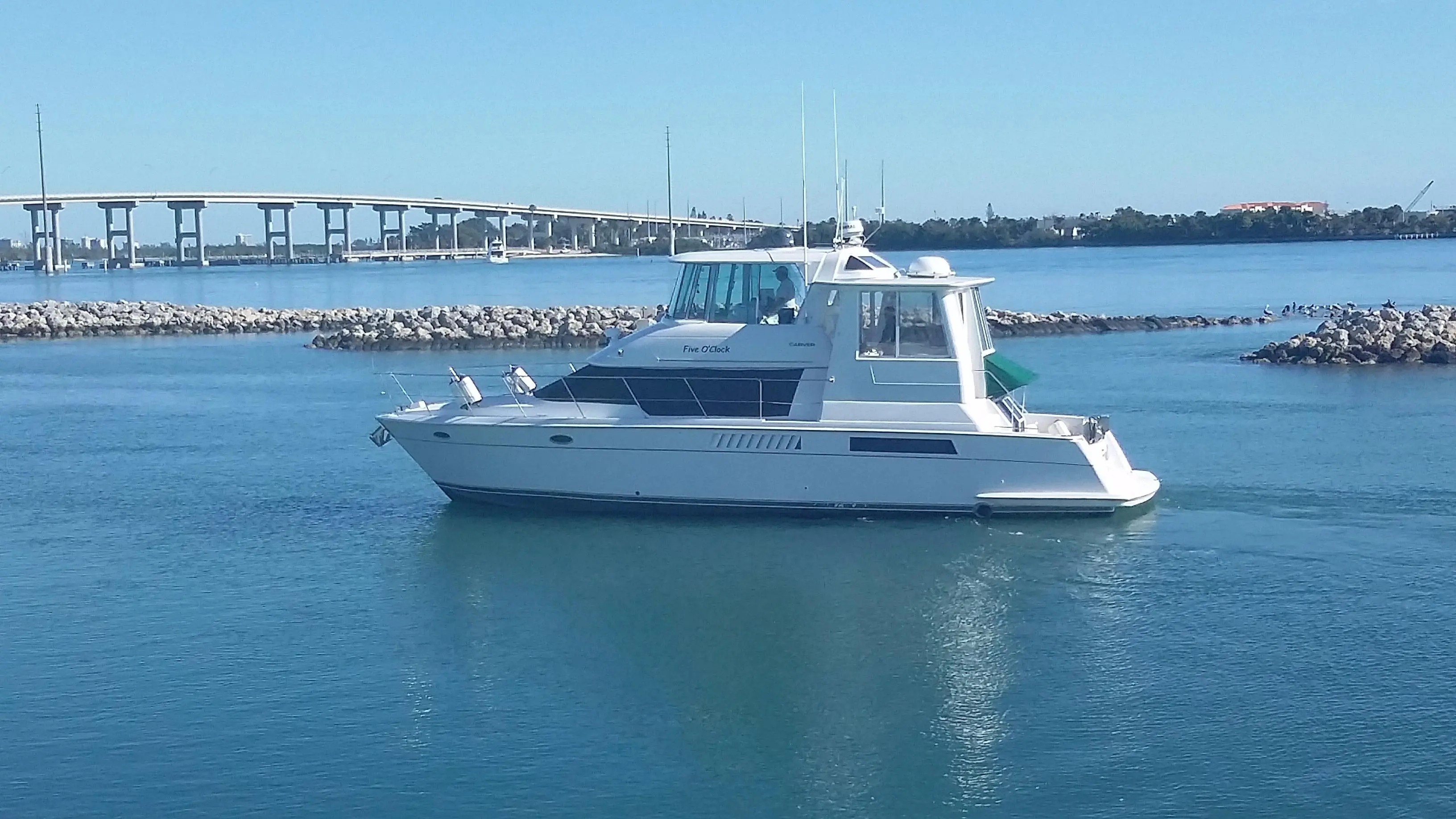 Fairline 500 Cockpit Motor Yacht