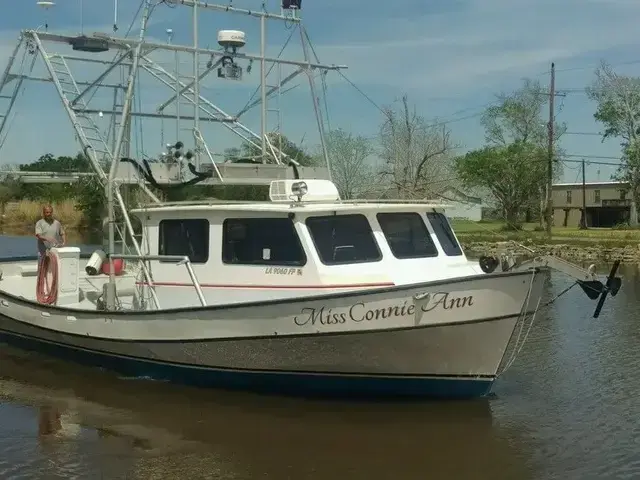 Bobby Boudreaux 41 Fiberglass Lafitte Skiff