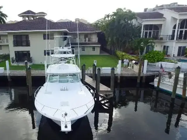 Luhrs 40 Open