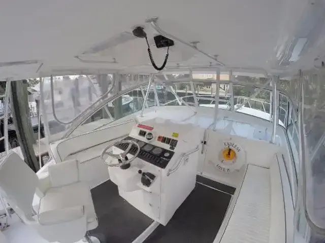 Luhrs 40 Open