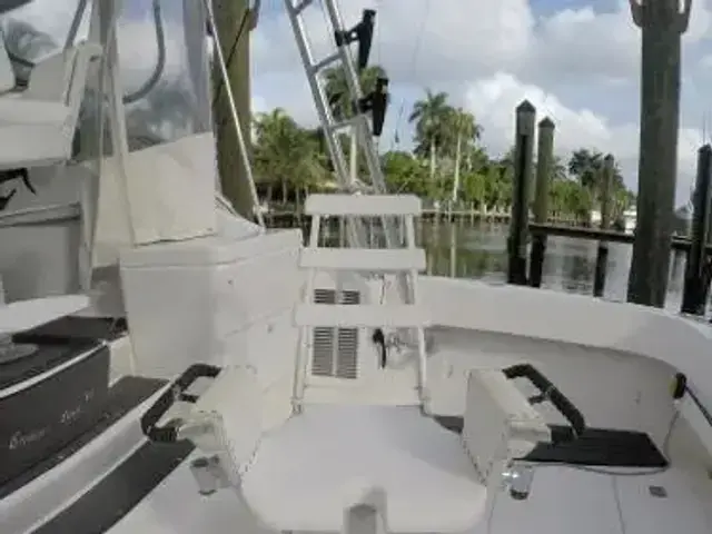 Luhrs 40 Open